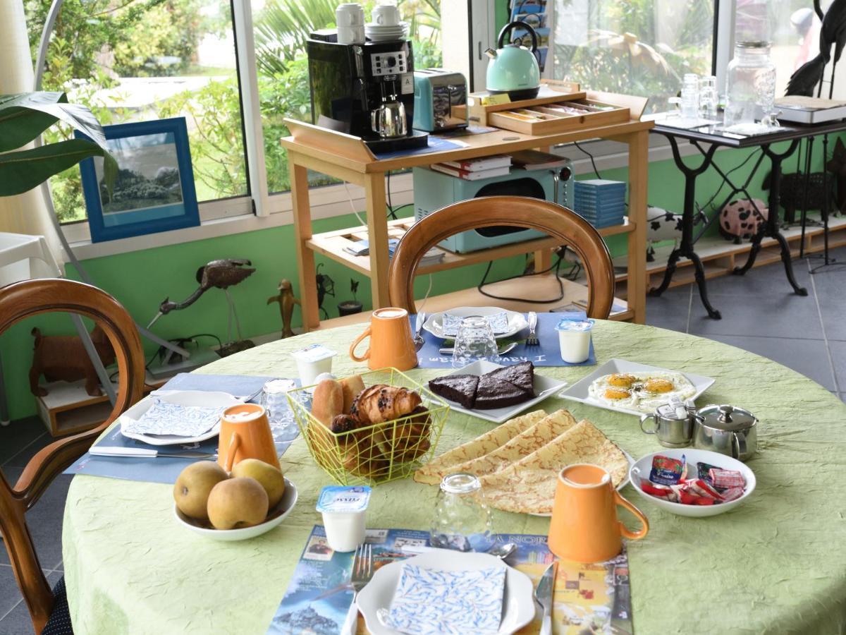 Mon Saint Michel Bed and Breakfast Ardevon Eksteriør billede